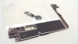 Apple iPhone 7 Plus Logic Board, Sprint, Black