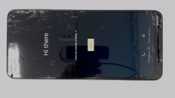 Motorola G Pure XT2163DL Cellphone (Blue 32GB 3GB) Tracfone CRACKED GLAS