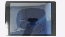 Google Nexus 9 8.9-Inch 32GB Tablet (Black 32GB 2GB) WiFi CRACKED/SCRATCHED