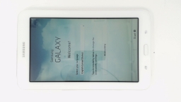 Samsung Galaxy Tab E Lite SM-T113 7" Tablet (White 8GB 1GB) WiFi WORN REAR
