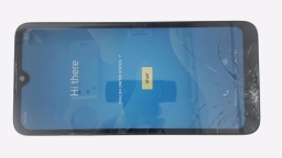 TCL 30Z 4188C Cellphone (Gray 32GB 3GB) Cricket CRACKED GLAS/SCRATCHED