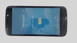 Motorola Moto E5 Play Go XT1921-2 Cellphone (Black 16GB 2GB) Cricket CRACKED