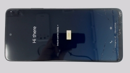 Motorola One 5G Ace XT2113-1 Cellphone (Purple 64GB 4GB) Verizon CRACKED GLAS