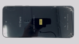 Motorola G Play 2023 XT2271DL (Blue 32GB 3GB) Tracfone CRACKED GLAS BAD LCD