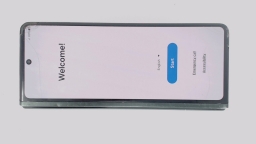 Samsung Galaxy Z Fold3 5G (Black 256GB 12GB) T-Mobile CRACKED/BAD LCD