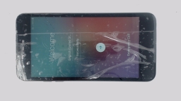 LG Rebel 4 LTE LML211BL Cellphone (Black 16GB 2GB) Tracfone CRACKED