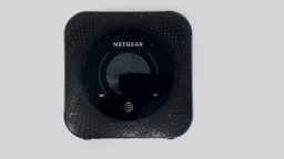 Netgear Nighthawk MR1100 AT&T LTE Hotspot Router SCRATCHED